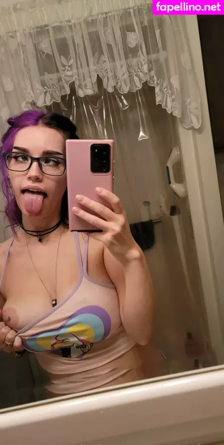 Qtlux OnlyFans Thumbnail #1iRlJ0bJ4f
