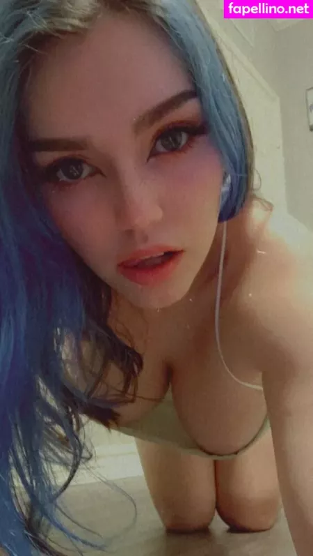 Qtlux OnlyFans Thumbnail #iXH8NAMuc4