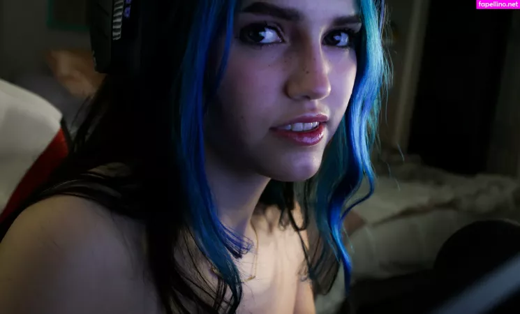 Qtlux OnlyFans Thumbnail #rfexZsjnRq
