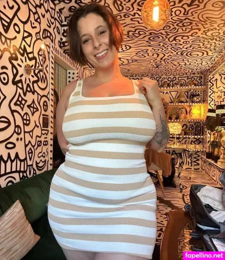 Qtsnackirl OnlyFans Thumbnail #RXqjEanRTq