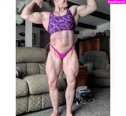 Quad Queen OnlyFans Thumbnail #D9wkw8YXnM