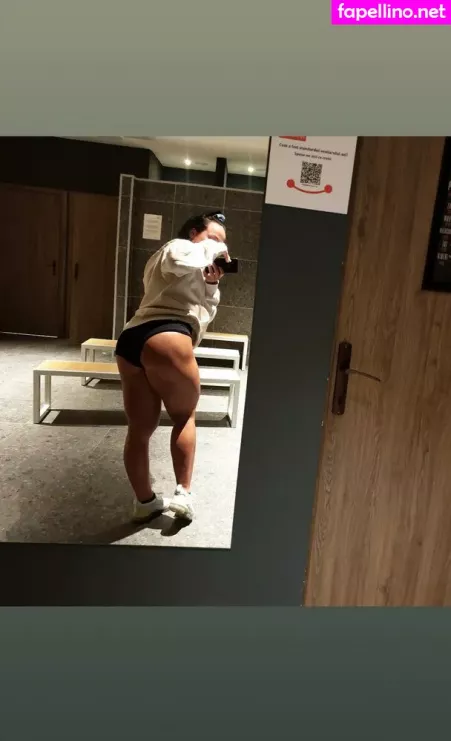 Quadsqueeen OnlyFans Thumbnail #AxZxNBoTO1