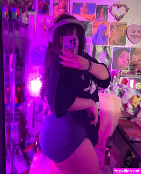 Quartercupflour OnlyFans Thumbnail #0aVEkFrnnv