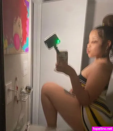 Quee2yu OnlyFans Thumbnail #npY43mZ3Na