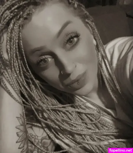 Queeenbeee 91 OnlyFans Thumbnail #CWercYXxKz