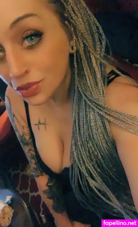 Queeenbeee 91 OnlyFans Thumbnail #Mc4mep20xu