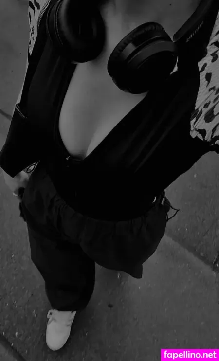 Queen 888 OnlyFans Thumbnail #5gid3nunJx