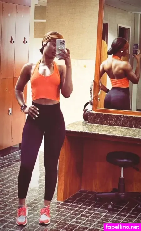 Queen Aminata OnlyFans Thumbnail #2hOiNF90x4