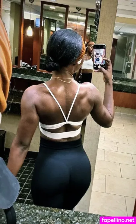 Queen Aminata OnlyFans Thumbnail #Htor8LZ9sn