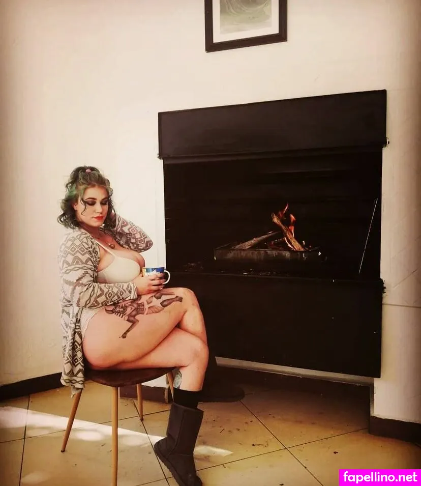 queeen_ananas, queeen_ananas_official Nude Leaked OnlyFans Photo #IhvrMsT1tu