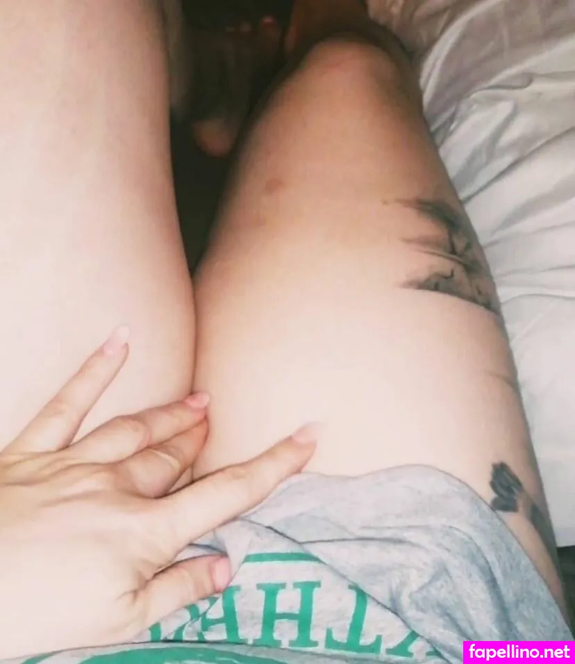 queeen_ananas, queeen_ananas_official Nude Leaked OnlyFans Photo #ZK1mHANIZr