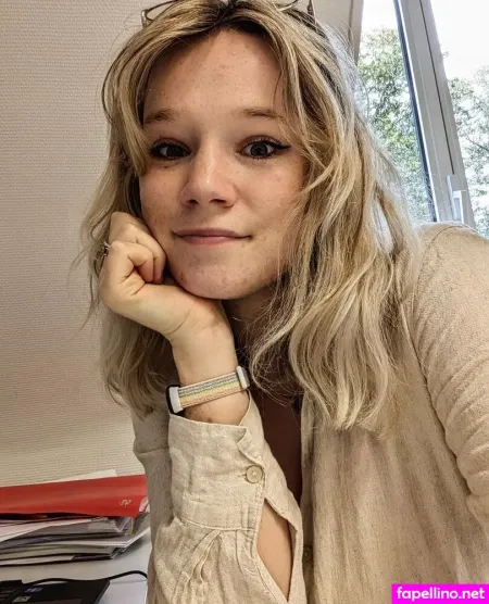 Queen Arina OnlyFans Thumbnail #M348gTkwQG