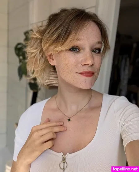 Queen Arina OnlyFans Thumbnail #YrlCYQdyP9