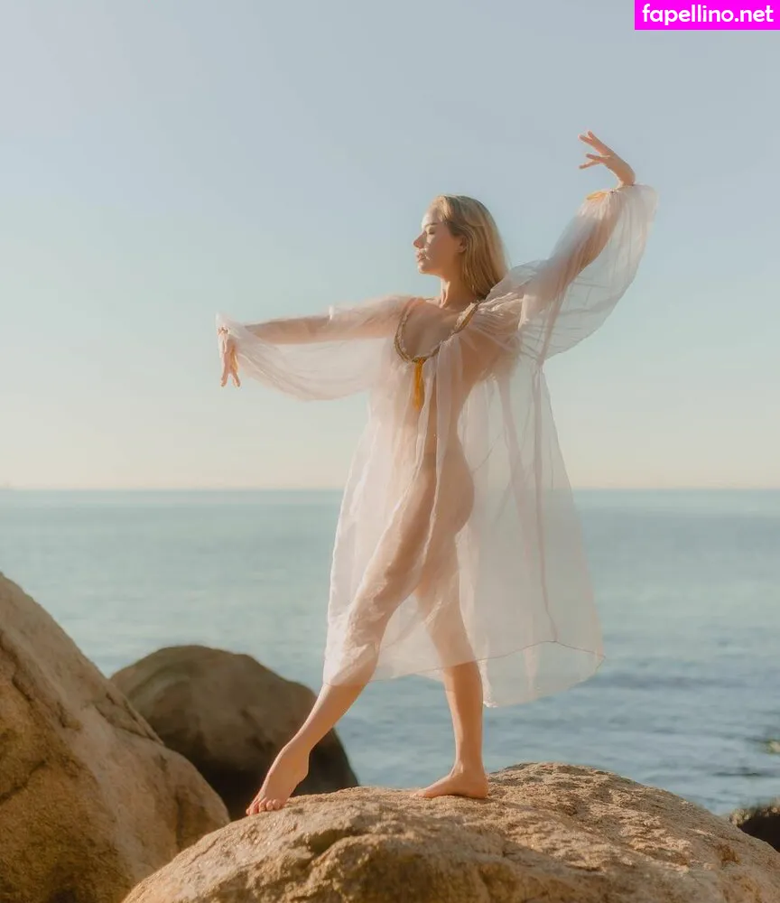 Queen_Astraea_, embrenn365, queen_astraea Nude Leaked OnlyFans Photo #bafPf6ysVK