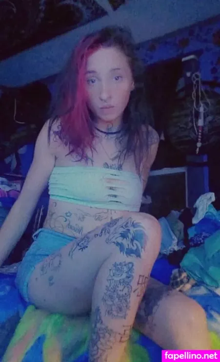 Queen C42028 OnlyFans Thumbnail #KlgMzmErgr