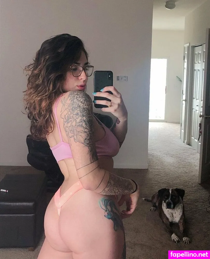 thequeencarmen_, worshipcarmen Nude Leaked OnlyFans Photo #umASOXCsi3