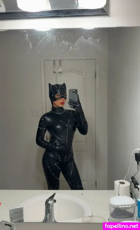 Queen Cycy OnlyFans Thumbnail #WHbd8UA5TV