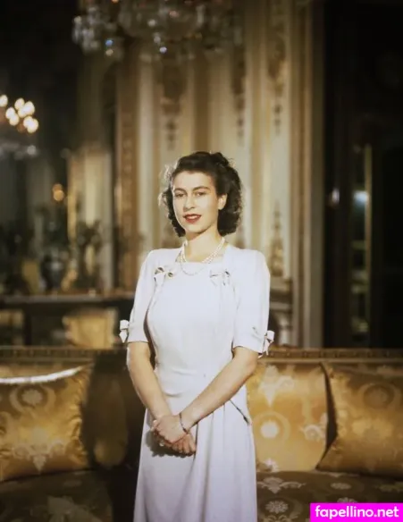 Queen Elizabeth Ii Main Profile Photo