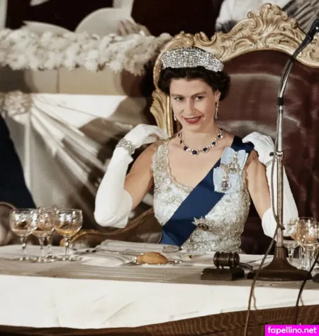 Queen Elizabeth Ii OnlyFans Thumbnail #isN66cRV9j