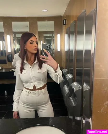 Queen Holly OnlyFans Thumbnail #UkfbxwgkYH