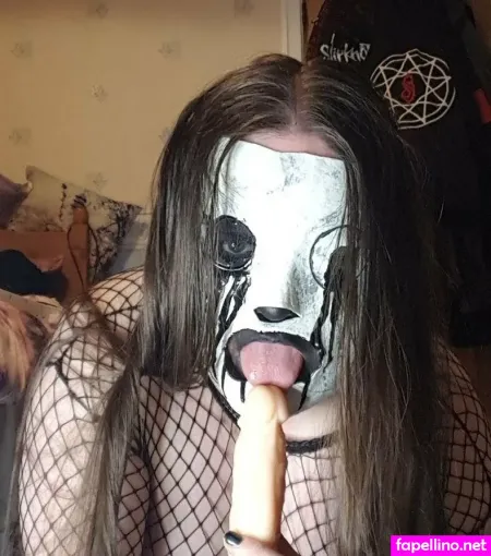 Queen Iowa666 OnlyFans Thumbnail #8GoOZF5GNf