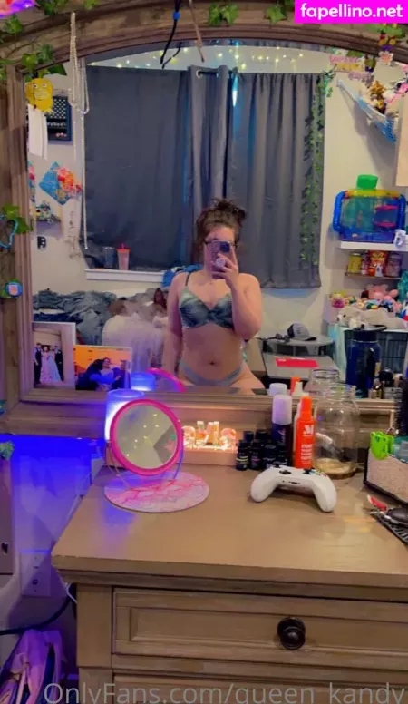 Queen Kandy OnlyFans Thumbnail #9gDthvymZv