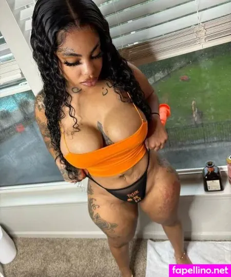 Queen Kiaa OnlyFans Thumbnail #VLUdMQ2dXs