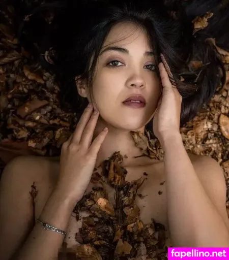 Queen Ling Ling OnlyFans Thumbnail #KCJdR6GeEi