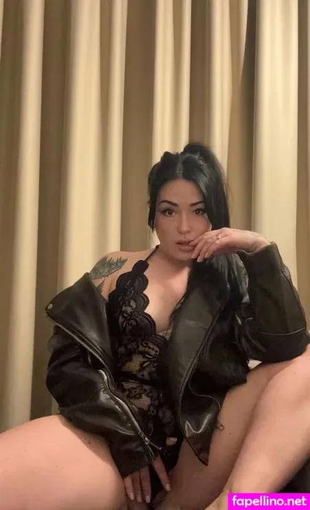 Queen Maryne OnlyFans Thumbnail #UN2fubyWVg