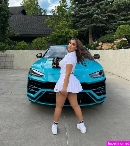 Queen Najia OnlyFans Thumbnail #3Nsuk4pUWC