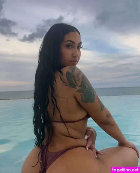 Queen Najia OnlyFans Thumbnail #V3xRLYvBhw