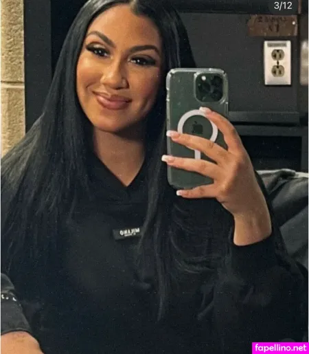 Queen Najia OnlyFans Thumbnail #uiePAsMlQt