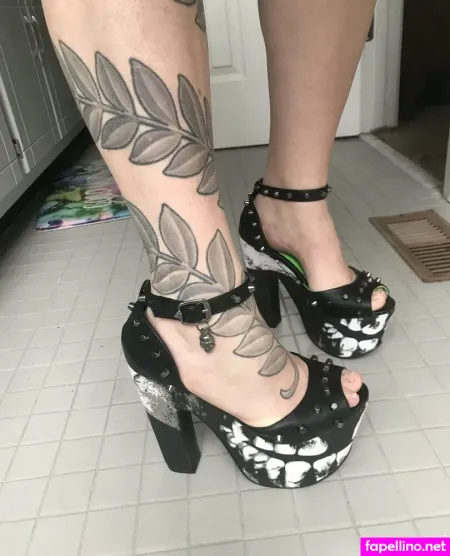 Queen Of Spades OnlyFans Thumbnail #O3PsuAXpVA