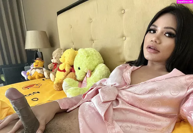 Queen Paramita OnlyFans Thumbnail #wqgsrd4A8h