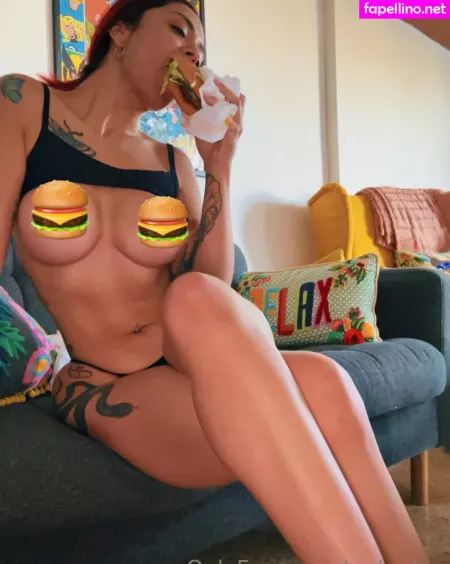 Queen Red OnlyFans Thumbnail #6QBoeXh2Al