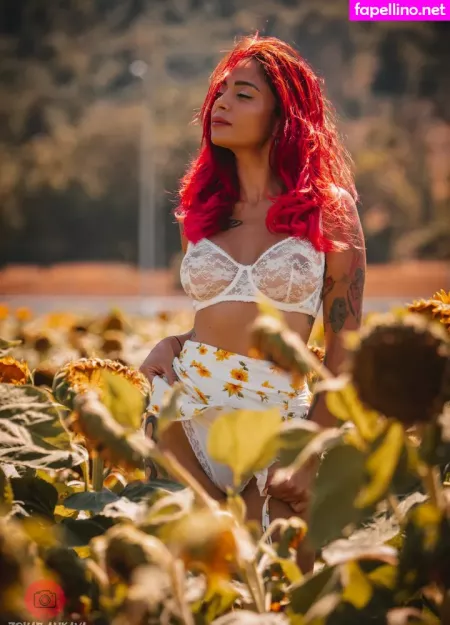 Queen Red OnlyFans Thumbnail #xVtLymvcJU