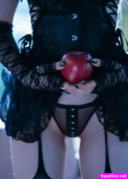 Queen Tofu 1 OnlyFans Thumbnail #FBj1K0XGrC