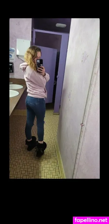 Queen420goddess OnlyFans Thumbnail #8nlwjW687j