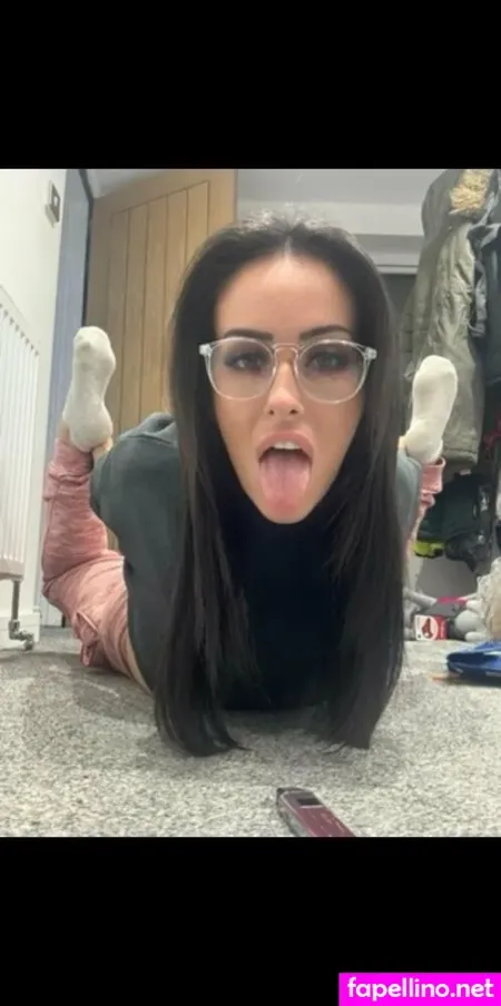 Queen9999111 OnlyFans Thumbnail #arQyW9HEIe