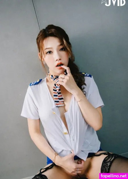 Queena OnlyFans Thumbnail #wRX3NiuSXm