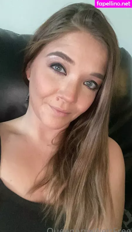 Queenaniewettfree OnlyFans Thumbnail #GDN3xUx0P4