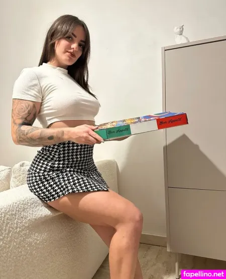 Queenaria OnlyFans Thumbnail #CRkjPU7Y1A