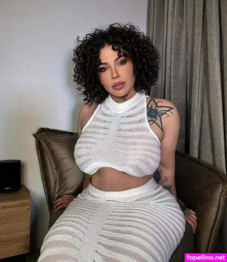 Queenazita 3 OnlyFans Thumbnail #5wWM1dSxJb
