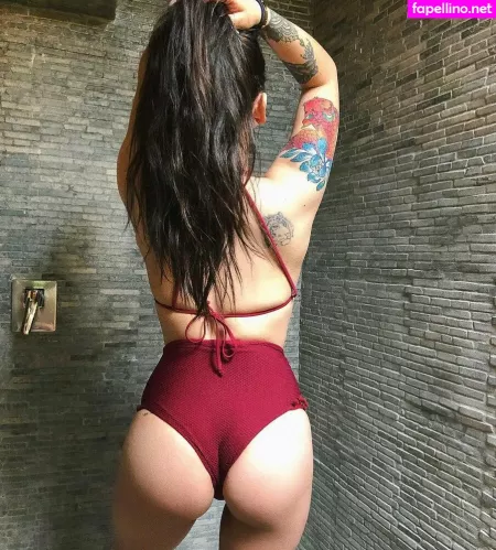 Queenbabe OnlyFans Thumbnail #PaO9akpYTW