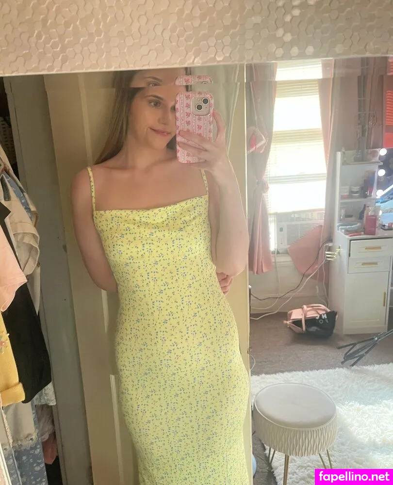 queenbaddie420, queenbaddie_20 Nude Leaked OnlyFans Photo #MoAxvlslEp