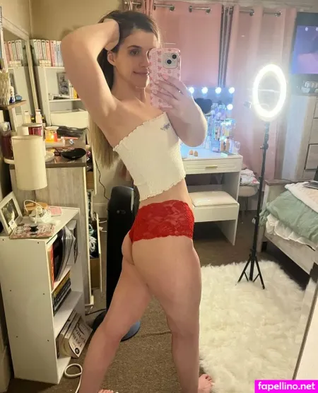 Queenbaddie 20 OnlyFans Thumbnail #h6vaYx3l4g