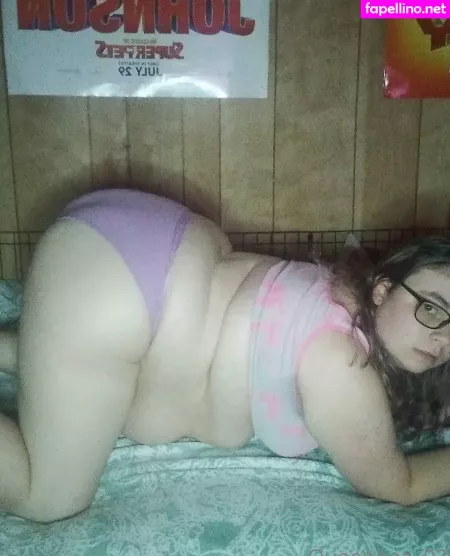 Queenbee 03 OnlyFans Thumbnail #oheGvrP1JG