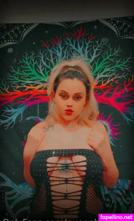 Queenbee 420 OnlyFans Thumbnail #SeymdgeAZ8