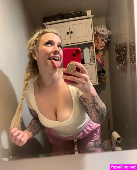 Queenbee6 7 OnlyFans Thumbnail #quJemTXCWz