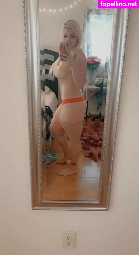 Queenbeeautiful2021 OnlyFans Thumbnail #Tj3cggfo83